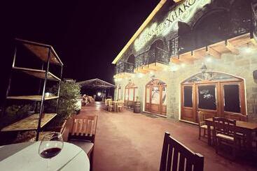 הוסטל Bujtina Te Xhako