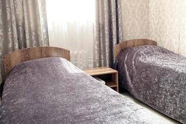 تختخواب و صبحانه Al Baraka