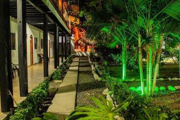 هتل Mares Capurganá