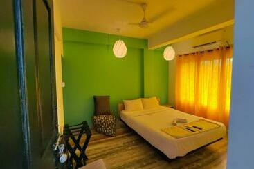 호텔 The Solo Retreat