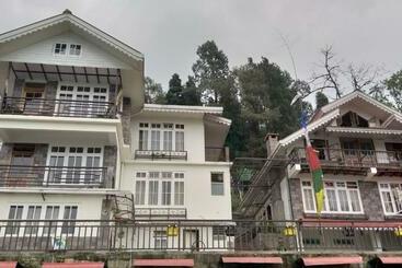 אתר נופש Sherpa Villa