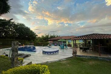 酒店 El Encanto Cafetero Montenegro