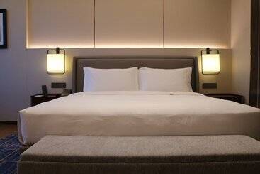 בית מלון כפרי Yuanchang Grand Harbourview