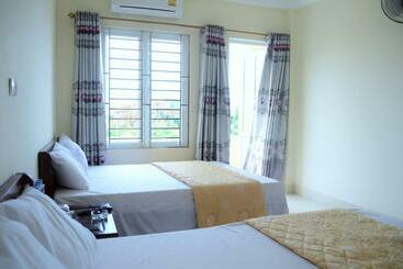 Отель Khách Sạn Phương Dung