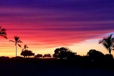 アパートホテル Downtown Hawaiian Paradise Condo With Hot Tub, Pool & Beach   Kona Islander Inn