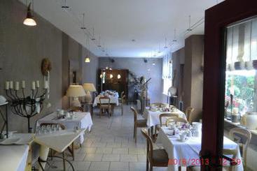 فندق Pension Quast