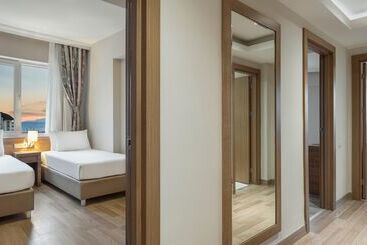 Ramada Resort By Wyndham Lara