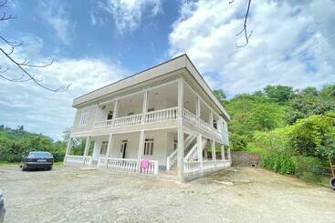 بنسيون Edo S House