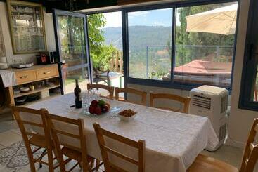 פנסיון View Of The Valley Guest House