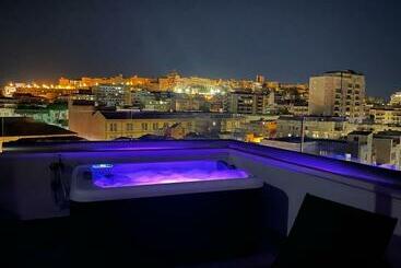 צימר 18 Dante Luxury Suites