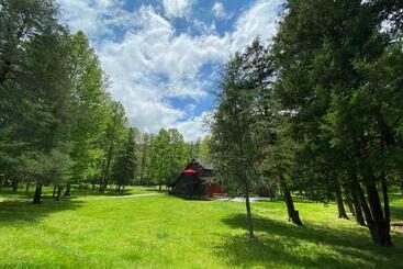 膳宿费 Shadow Mountain Escape Cabin Rentals