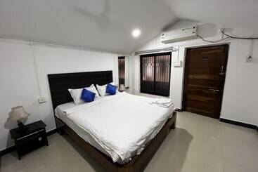 הוסטל Jungle By Sturmfrei Palolem