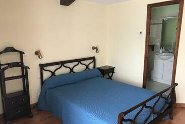 مبيت وإفطار La Maison De Laujol