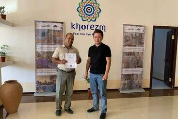 펜션 Allanazar Ota