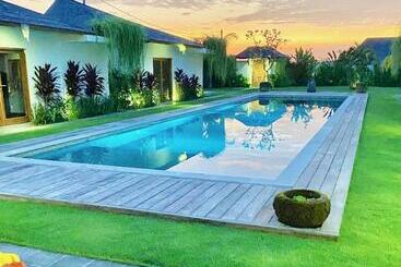 צימר Villa Karma Kama