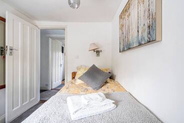 Cricketers Cottage B&b