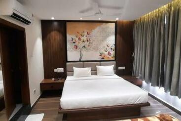 Hotel Sunrise Hospitality