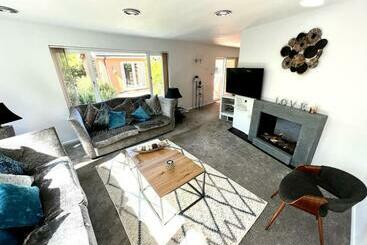 פנסיון Seven Limes