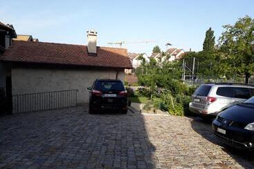 Bed and Breakfast Aux Trois Soleils