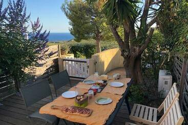 דירות לתיירים Le Cap   Bungalow Vue Mer Et Colline   Hauteur De Cassis