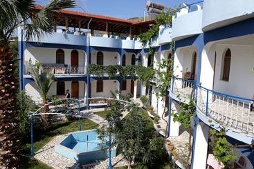 בית מלון כפרי Best View  Rilican