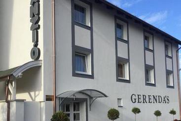 فندق Gerendas Panzió