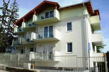 Отель Holiday Club Füred