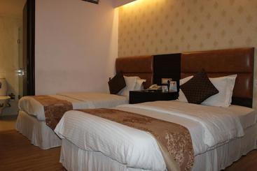 فندق Jukaso Inn Down Town