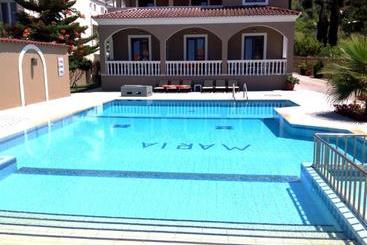 Maria S Beach Apartments