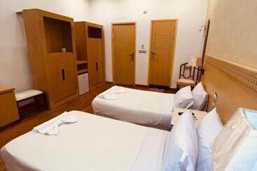 هتل Pharoah S Palace