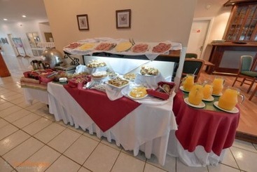 هتل آپارتمان Los Naranjos Resort & Spa Termal