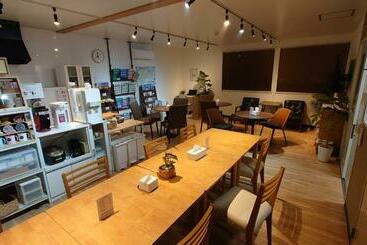 فندق صغير 宿 Inn Tek Tek