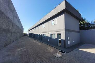 호텔 10 Apartamentos Para Até 6 Pessoas Cada! 3 Beliches! Reserve Já! Reservas Por Unidade!