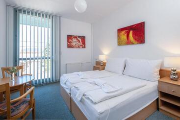 פנסיון Zsóry Liget Vendégház