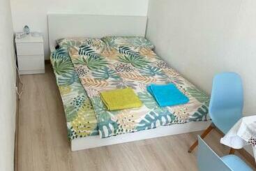 پانسیون Your Home