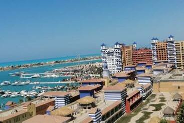 شقة فندقية بورتو مارينا الساحل الشمالي