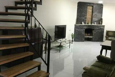 بنسيون Friendly House