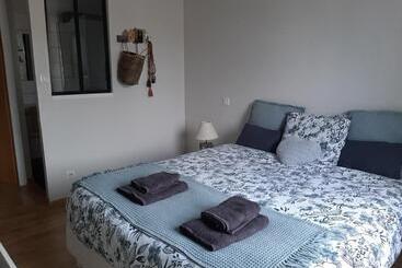 住宿加早餐  Chambre Double Dans Maison Chaleureuse Et Familiale