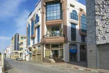 شقة فندقية Maia Hotel Suites