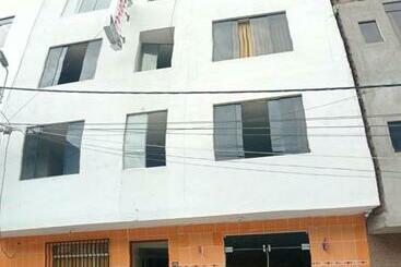 ペンション Hostal El Mirador