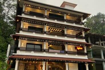 Отель Igloo Heritage Resorts