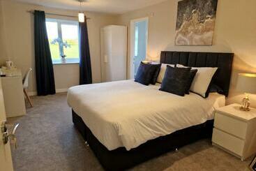 ペンション Swan Retreat