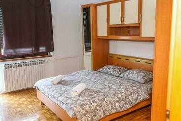 هاستل Adventure Rooms Jajce