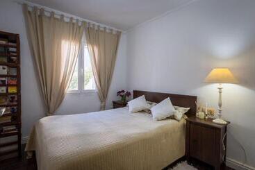 דירות לתיירים Afrodita