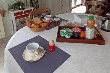 住宿加早餐  Liorzh An Ty