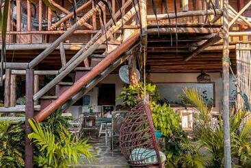 هتل Kite Eco House Salinas Del Rey