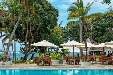 ホテル Safari Beach