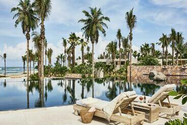 Susurros Del Corazón, Auberge Resorts Collection