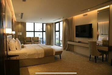 Hotel White House Apartments