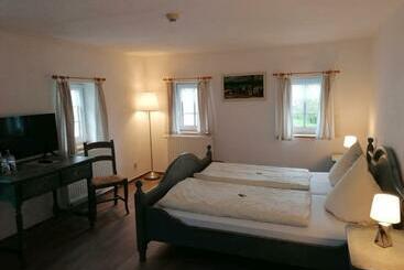 ホテル Olbersdorfer Hof